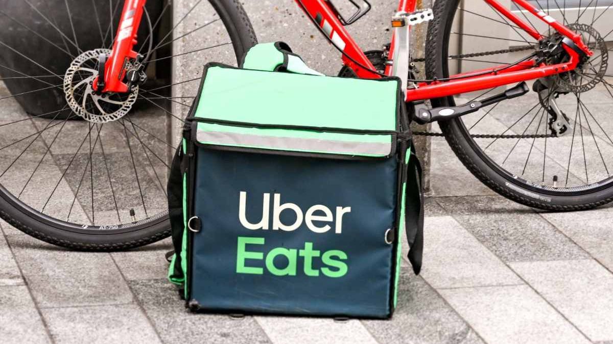 Why Can’t Uber Eat Deliver To India?