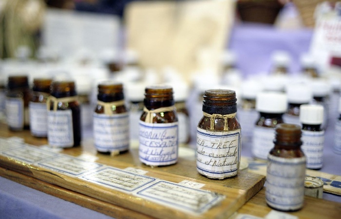 Market Trends of Essential oils