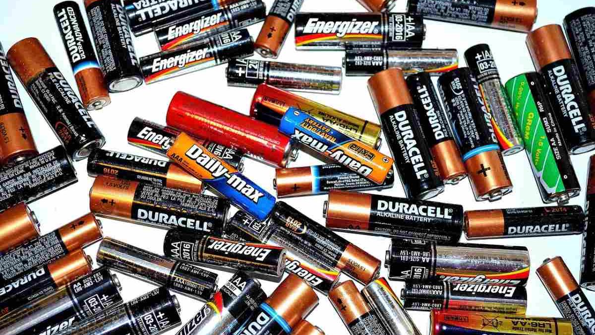 rechargeable batteries aa