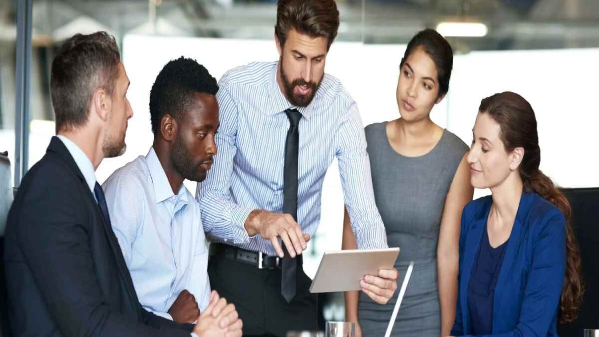 Careers In Finance: All you need to Know [2024]