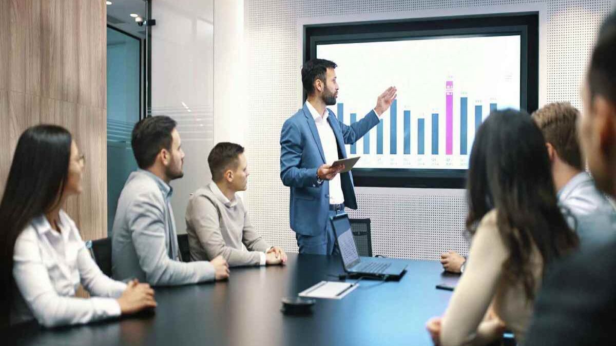 Types Of Finance With Explanation [2024]